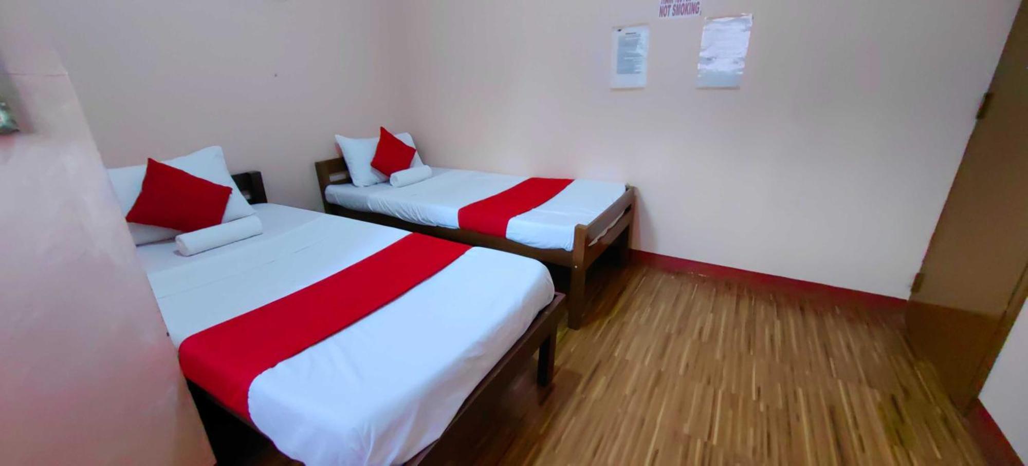 Oyo 1038 William Hearts Pension Puerto Princesa Dış mekan fotoğraf