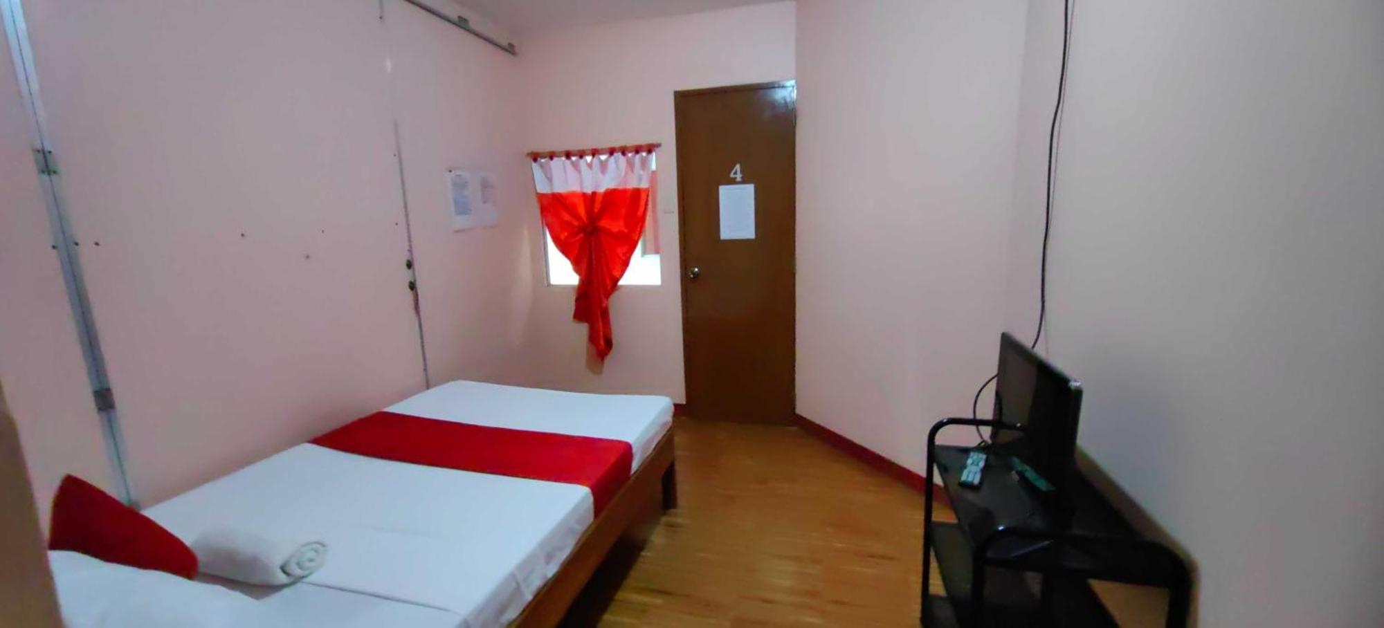 Oyo 1038 William Hearts Pension Puerto Princesa Dış mekan fotoğraf