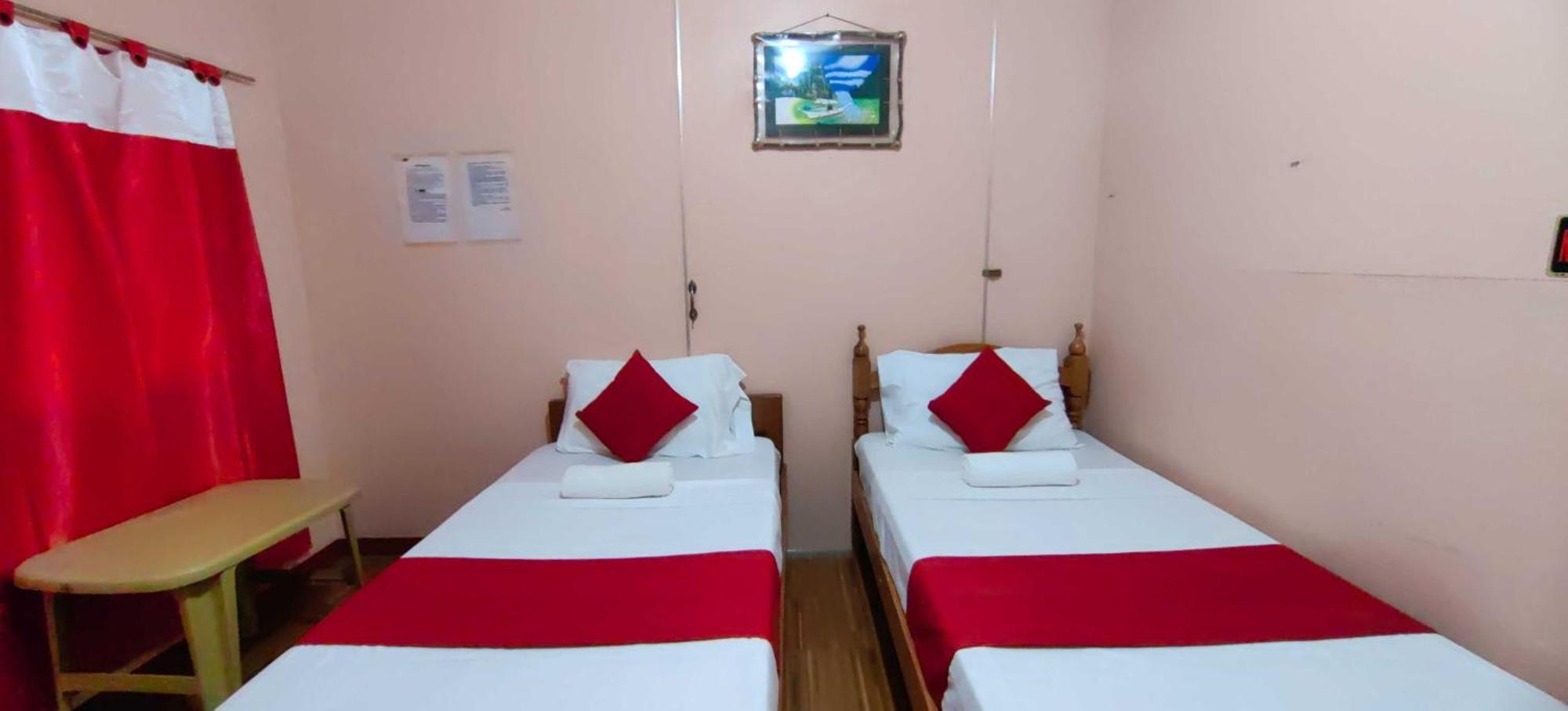 Oyo 1038 William Hearts Pension Puerto Princesa Dış mekan fotoğraf