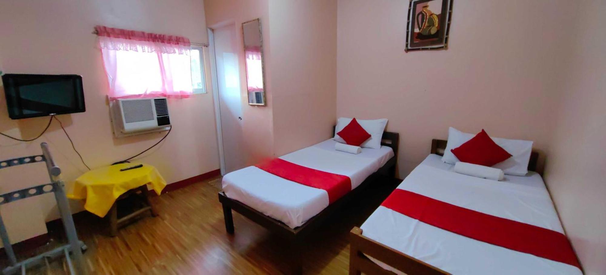 Oyo 1038 William Hearts Pension Puerto Princesa Dış mekan fotoğraf