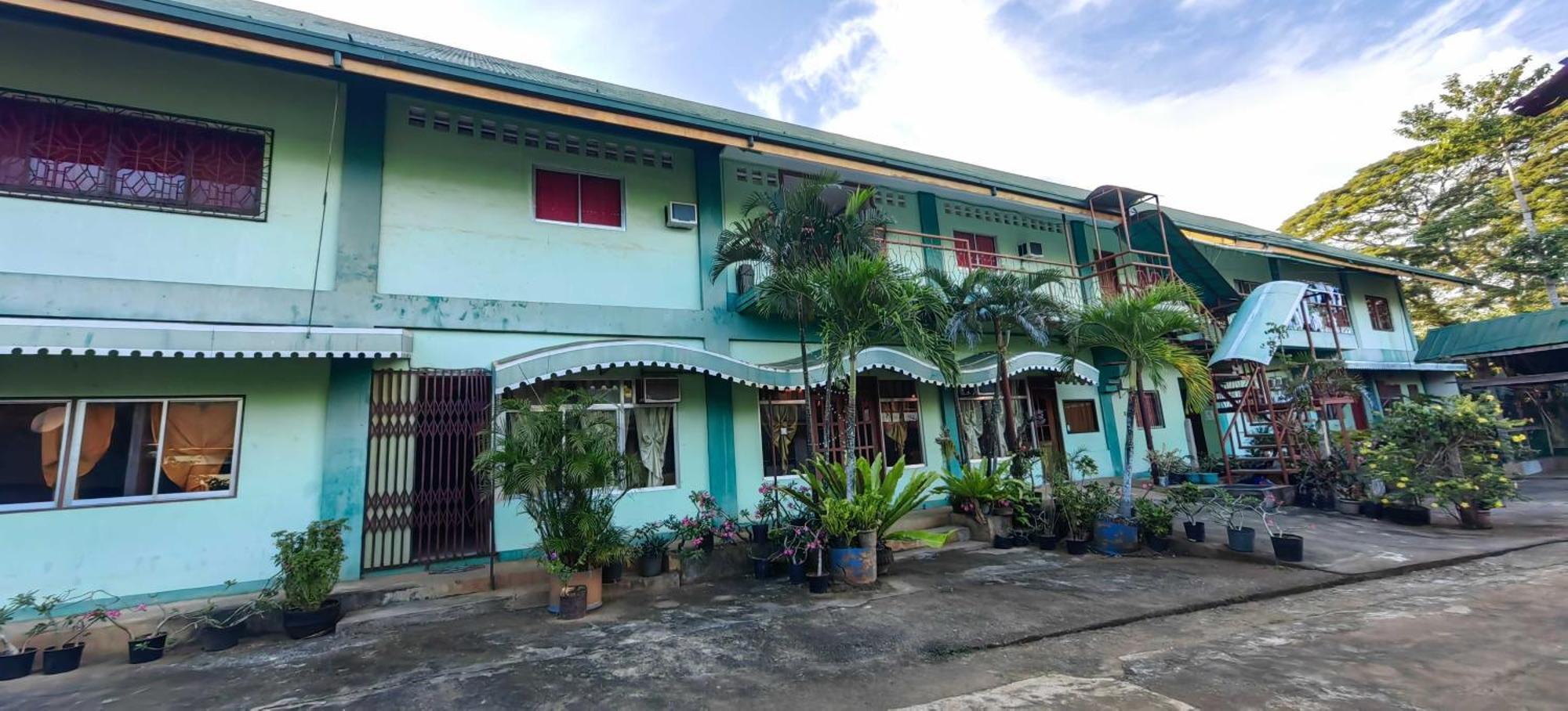 Oyo 1038 William Hearts Pension Puerto Princesa Dış mekan fotoğraf
